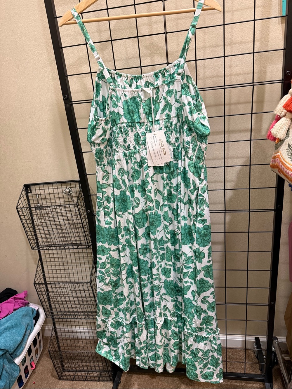 Grace Karin Green and White Floral Smocked Maxi Dress - Picture 4 of 5